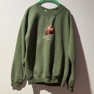 Gildan Green Crewneck Sweater with Bear Design
